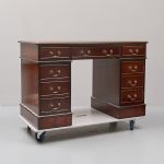 1037 9192 WRITING DESK